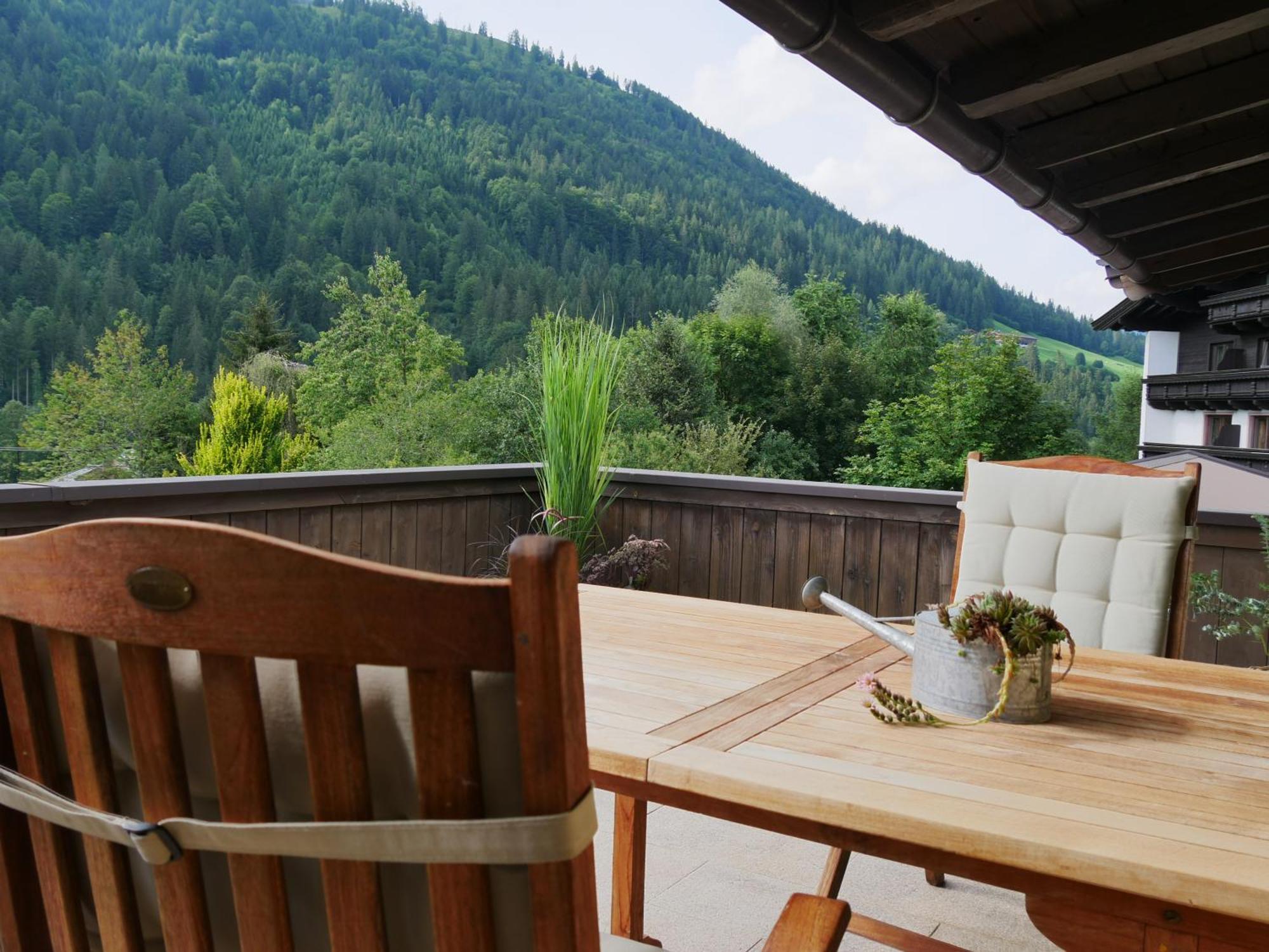 Apartmenthaus Thussn, Cozy & Quiet Location, Hiking & Mtb, Kirchberg in Tirol Exterior photo